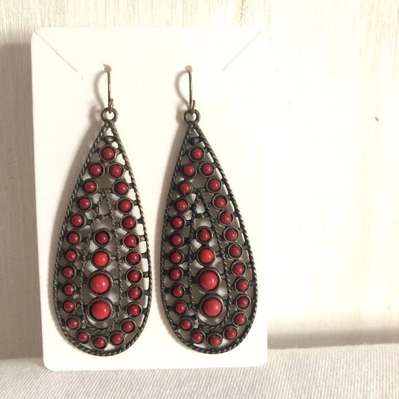 Teardrop Antiqued Red Cabochon Pierced Dangle Earrings Gold Tone - Picture 3 of 6